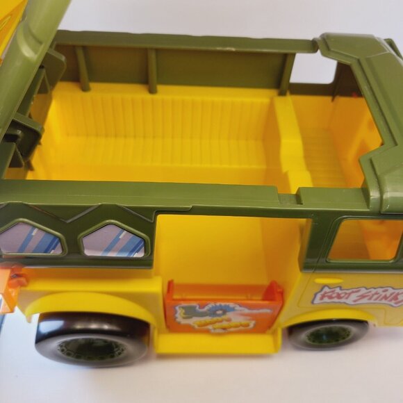 Vintage 1989 Teenage Mutant Ninja Turtles Party Wagon - Picture 5 of 8